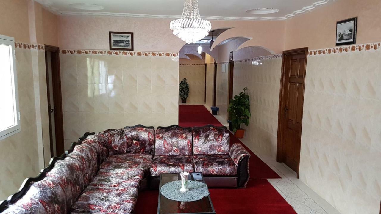 Hotel Nice 06 Midelt Bagian luar foto
