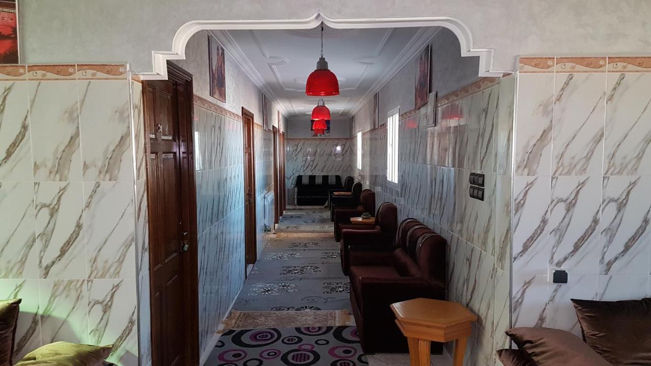 Hotel Nice 06 Midelt Bagian luar foto
