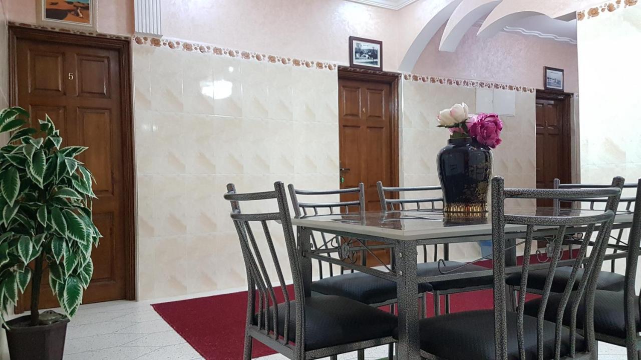 Hotel Nice 06 Midelt Bagian luar foto