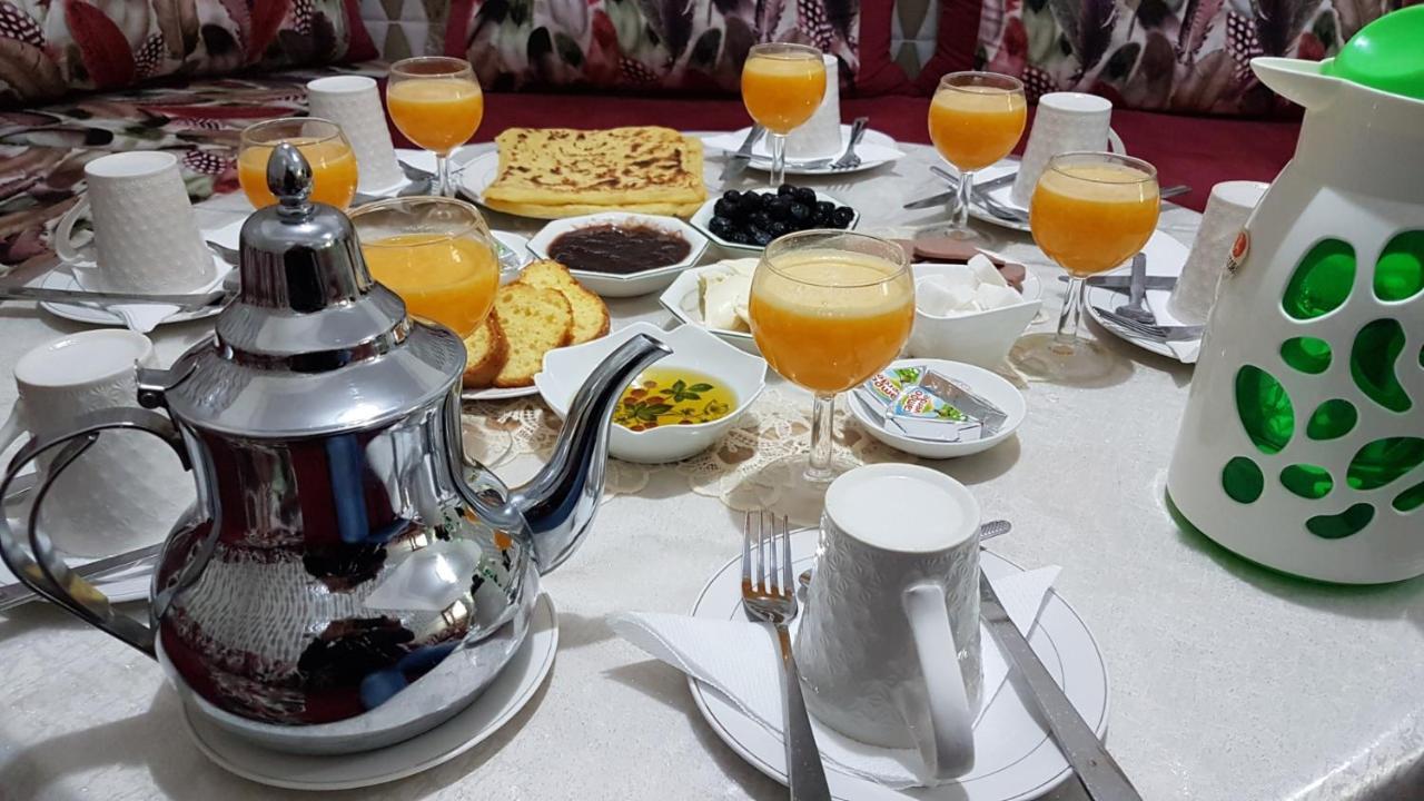Hotel Nice 06 Midelt Bagian luar foto
